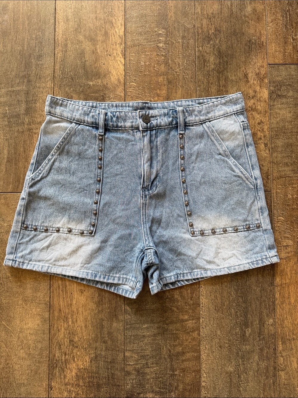 High-Rise Light Blue Denim Jean Shorts with Stud Trim